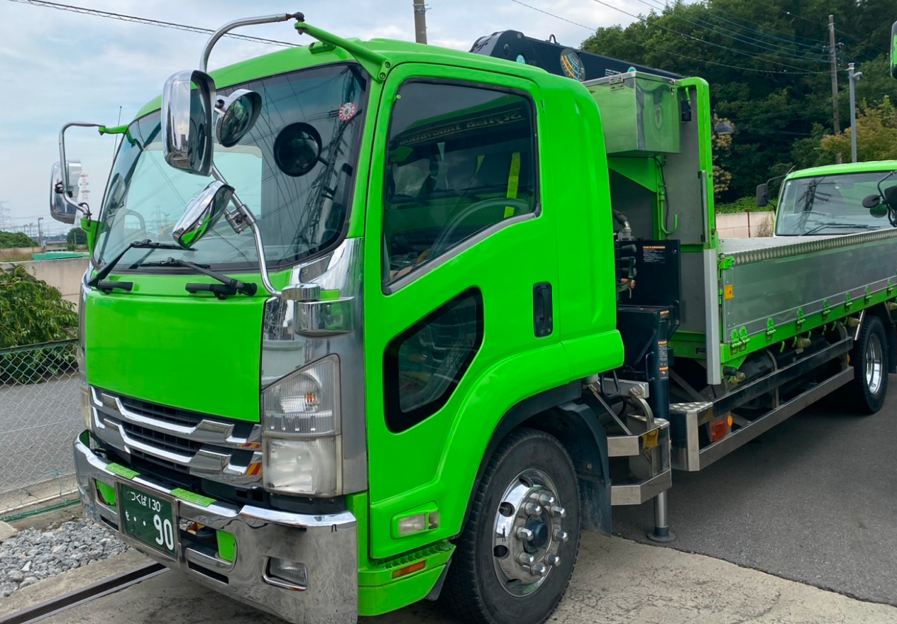 鹿久保運輸のトラックの画像